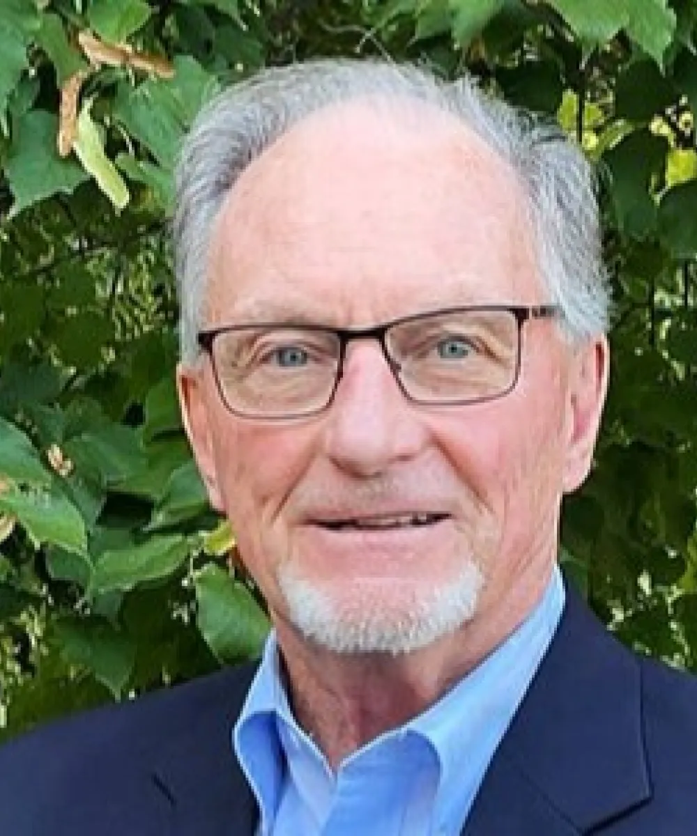 Jim Leggott headshot