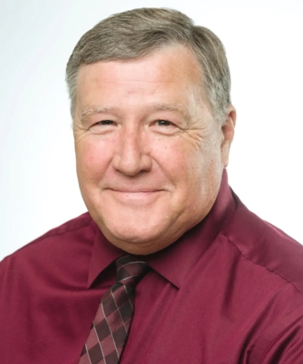 Ken Schmitt headshot
